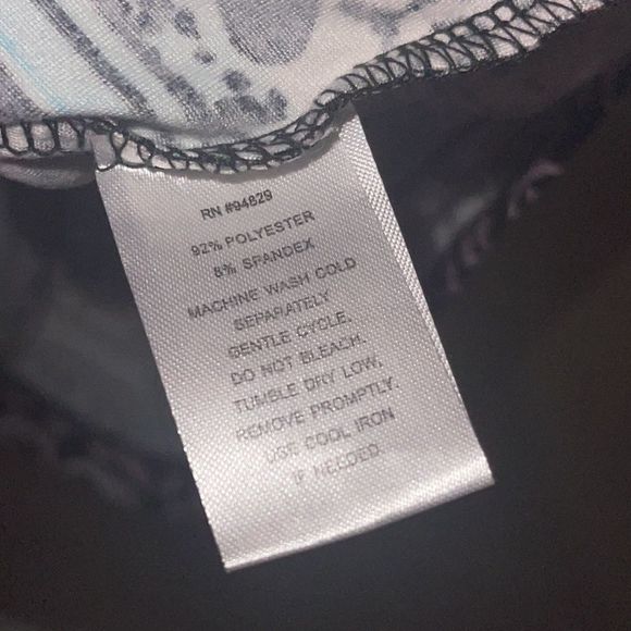 Dress - Picture 5 of 5